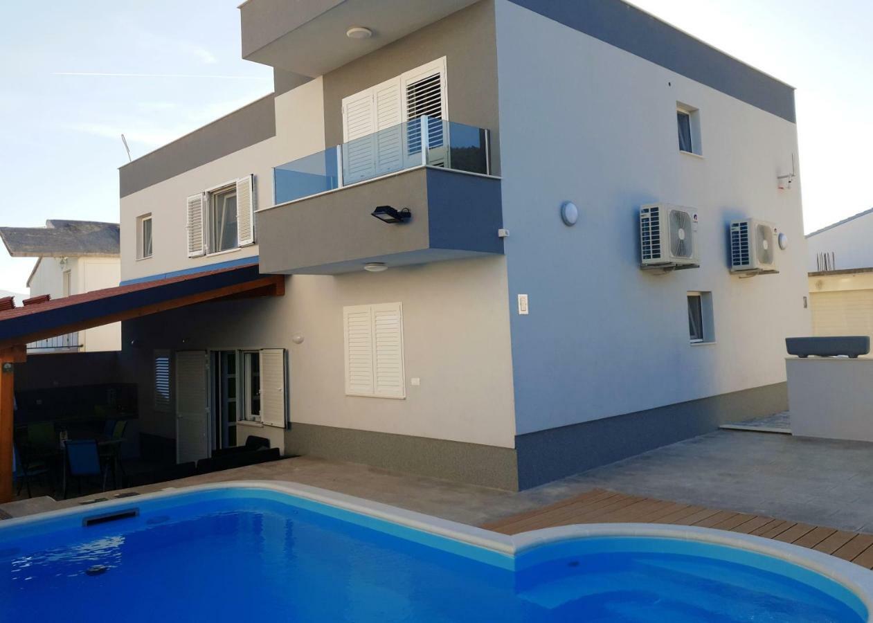 Villa Freya - Vacation House Slatine Exterior foto